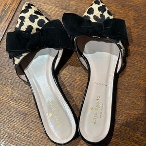 kate spade size 8 leopard slides